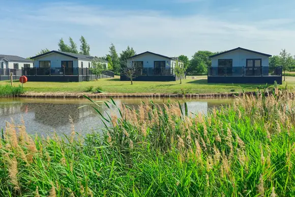 Serenity Lakes, Fleet