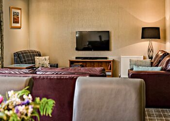 Stewart - Loch Lomond Waterfront Luxury Lodges, Balmaha