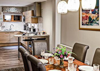 Stewart - Loch Lomond Waterfront Luxury Lodges, Balmaha