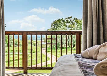 Stewart - Loch Lomond Waterfront Luxury Lodges, Balmaha