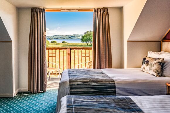 Culzean - Loch Lomond Waterfront Luxury Lodges, Balmaha