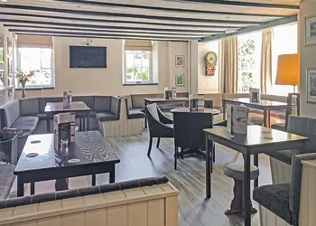 Bar and restaurant