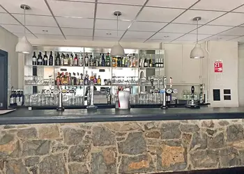 Bar and restaurant