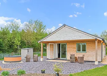 Hare Lodge