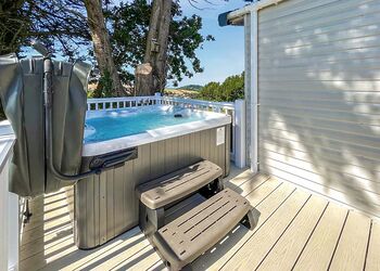 Sea View 2 Bed Hot Tub Holiday Caravan &ndash; Dunkery - Lynmouth Holiday Retreat, Lynton