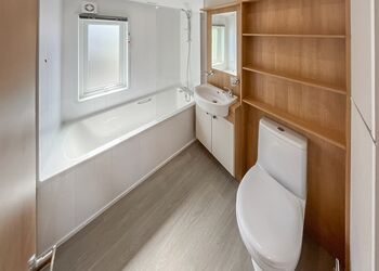 Sea View 2 Bed Hot Tub Holiday Lodge &ndash; Lyn Bay - Lynmouth Holiday Retreat, Lynton