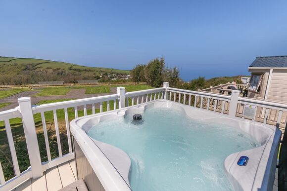 Sea View 2 Bed Hot Tub Holiday Caravan &ndash; Cheriton - Lynmouth Holiday Retreat, Lynton