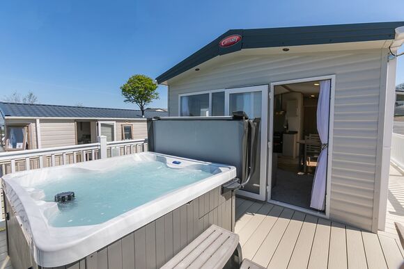 Sea View 2 Bed Hot Tub Holiday Caravan &ndash; Cheriton - Lynmouth Holiday Retreat, Lynton