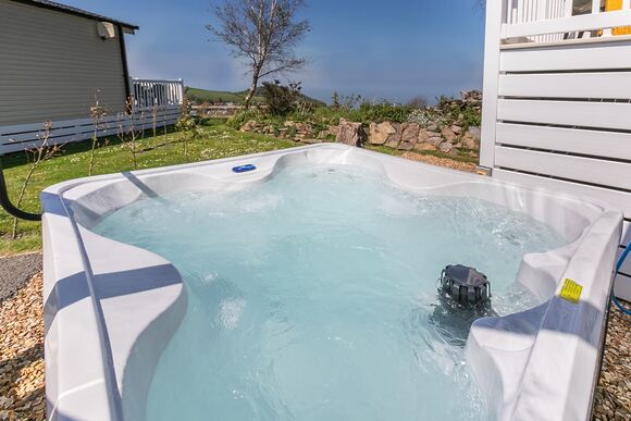 Sea View 2 Bed Hot Tub Holiday Caravan &ndash; Martinhoe - Lynmouth Holiday Retreat, Lynton
