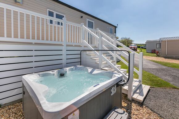 Sea View 2 Bed Hot Tub Holiday Caravan &ndash; Martinhoe - Lynmouth Holiday Retreat, Lynton