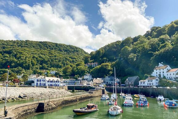 Exmoor View 3 Bed Holiday Caravan &ndash; East Lyn - Lynmouth Holiday Retreat, Lynton