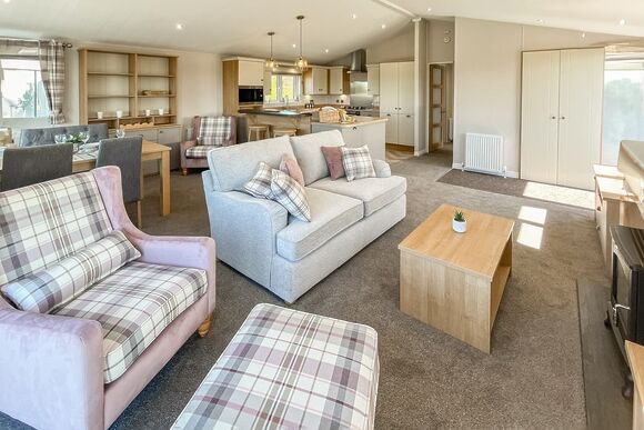 Sea View 2 Bed Hot Tub Holiday Lodge &ndash; Lyn Bay - Lynmouth Holiday Retreat, Lynton