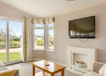 Lavender - Lode Hall Lodges, Three Holes, Nr Downham Market