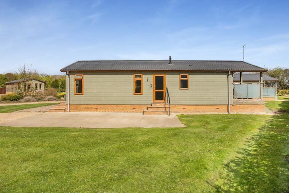 Lode Hall Lodges