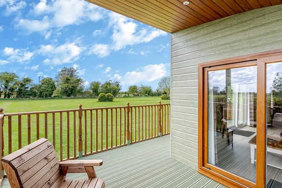 Willow Lodge - Lode Hall Lodges, Three Holes, Nr Downham Market