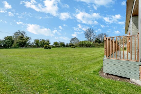 Willow Lodge - Lode Hall Lodges, Three Holes, Nr Downham Market