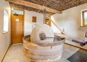 Traditional cider press 