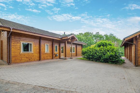 Springpools Retreat - Woodside Lodges Country Park, Ledbury