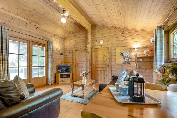 Robins Rest Lodge - Woodside Lodges Country Park, Ledbury
