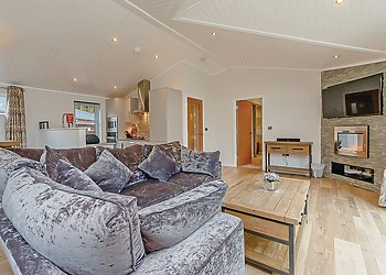 Lomond Retreat Platinum Hot Tub Lodge 