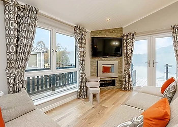 Classic 2 Bed Lodge Hot Tub (Pet) - Loch Lomond Holiday Park, Inveruglas, Argyll