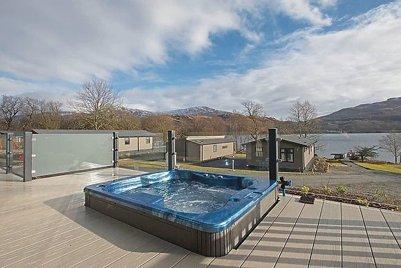 Lomond Retreat Platinum Hot Tub Lodge 