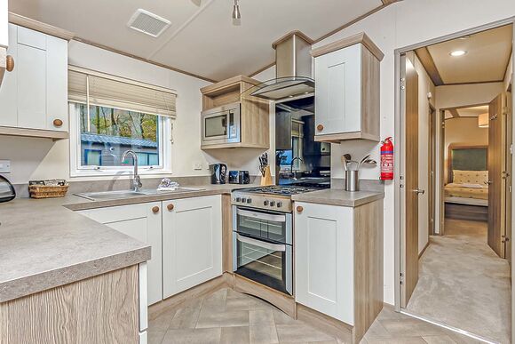 Gold Caravan 2 (Pet) - Loch Lomond Holiday Park, Inveruglas, Argyll