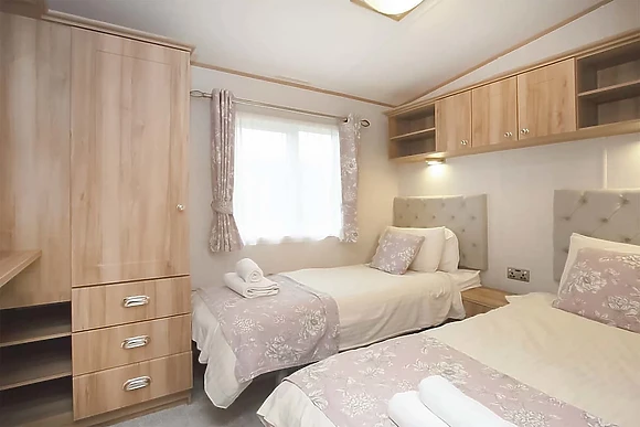 Platinum 3 Bed Caravan (Pet) - Loch Lomond Holiday Park, Inveruglas, Argyll