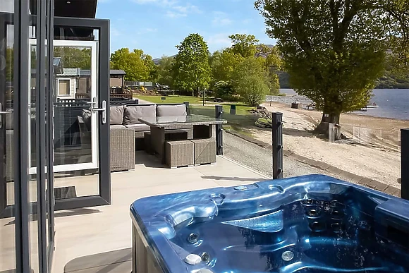 Classic 2 Bed Lodge Hot Tub (Pet) - Loch Lomond Holiday Park, Inveruglas, Argyll