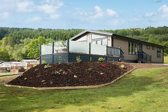 Classic 3 Bed Hot Tub Lodge Pet - Loch Lomond Holiday Park, Inveruglas, Argyll