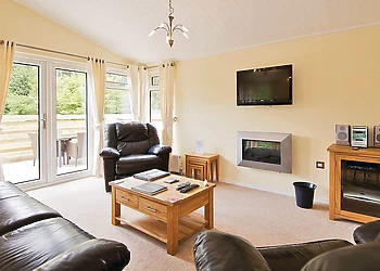 Longnor Wood 2 (Pet)