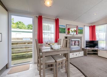 Manifold Caravan Pet - Longnor Wood Holiday Park, Longnor, Nr. Buxton