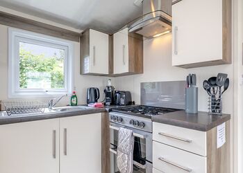 Manifold Caravan Pet - Longnor Wood Holiday Park, Longnor, Nr. Buxton