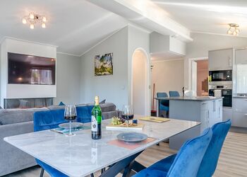 Chatsworth Superior Pet Friendly - Longnor Wood Holiday Park, Longnor, Nr. Buxton