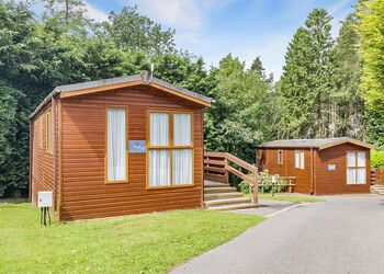 Buxton Lodge with Hot Tub - Longnor Wood Holiday Park, Longnor, Nr. Buxton