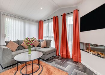 Buxton Lodge with Hot Tub - Longnor Wood Holiday Park, Longnor, Nr. Buxton