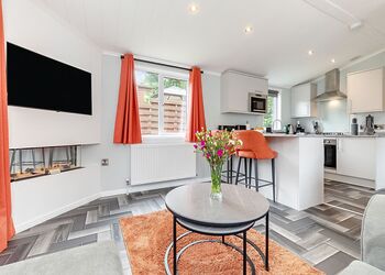 Buxton Lodge with Hot Tub - Longnor Wood Holiday Park, Longnor, Nr. Buxton