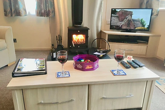 Peak Pet Friendly Lodges with Hot Tub 