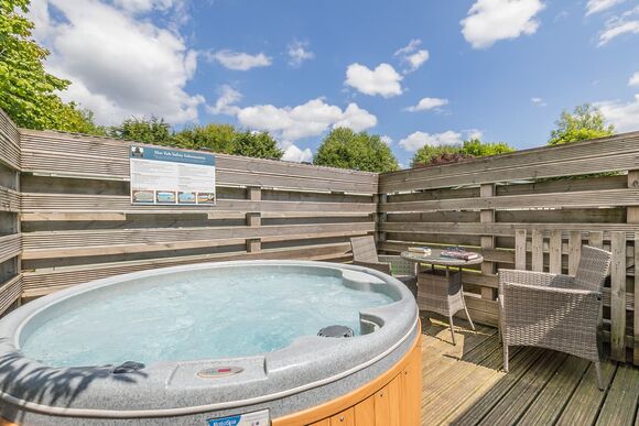 Manifold Caravan Pet - Longnor Wood Holiday Park, Longnor, Nr. Buxton