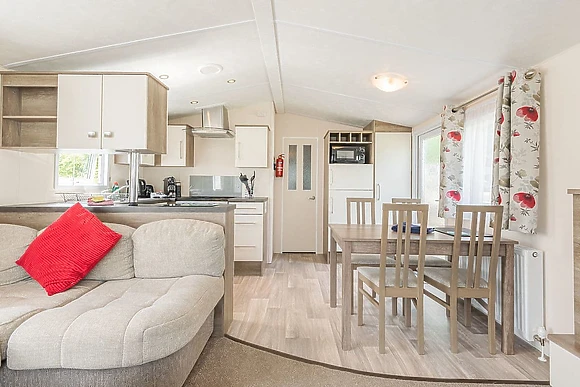 Manifold Pet Friendly Caravan with hot tub  