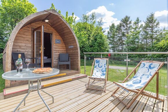 Dove Luxury Glamping Pod - Longnor Wood Holiday Park, Longnor, Nr. Buxton