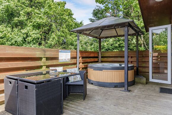 Chatsworth Superior - Longnor Wood Holiday Park, Longnor, Nr. Buxton