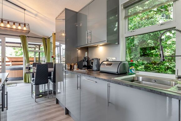 Chatsworth Superior - Longnor Wood Holiday Park, Longnor, Nr. Buxton