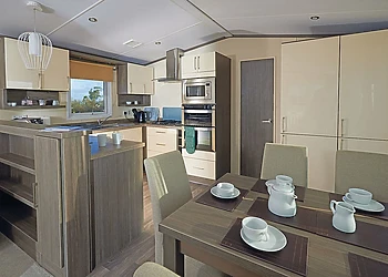 Silver Sands Deluxe
