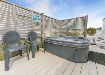 Sandy Pebble Deluxe - Looe Coastal Retreat, Looe