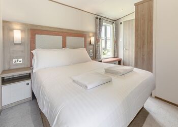 Ruby Wave Deluxe - Looe Coastal Retreat, Looe