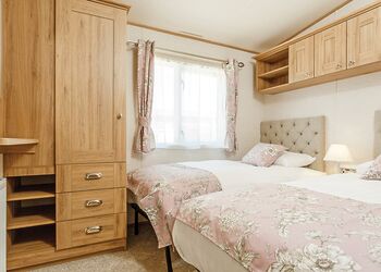 Coral Cove Deluxe 2 - Looe Coastal Retreat, Looe