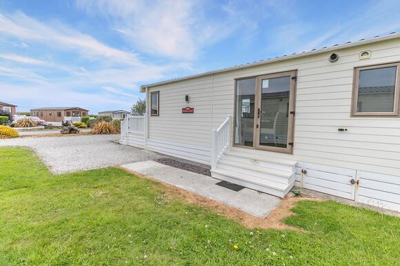 Looe Coastal Retreat