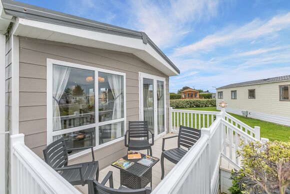 Lime Shore - Looe Coastal Retreat, Looe