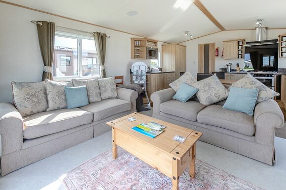 Coral Cove Deluxe - Looe Coastal Retreat, Looe